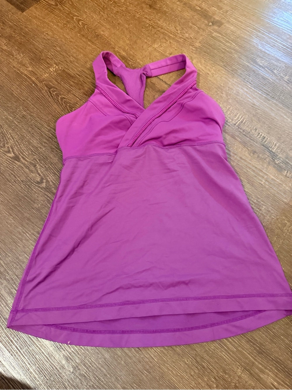 lululemon athletica Bright Magenta Racerback Tank with Shelf Bra Sz 6